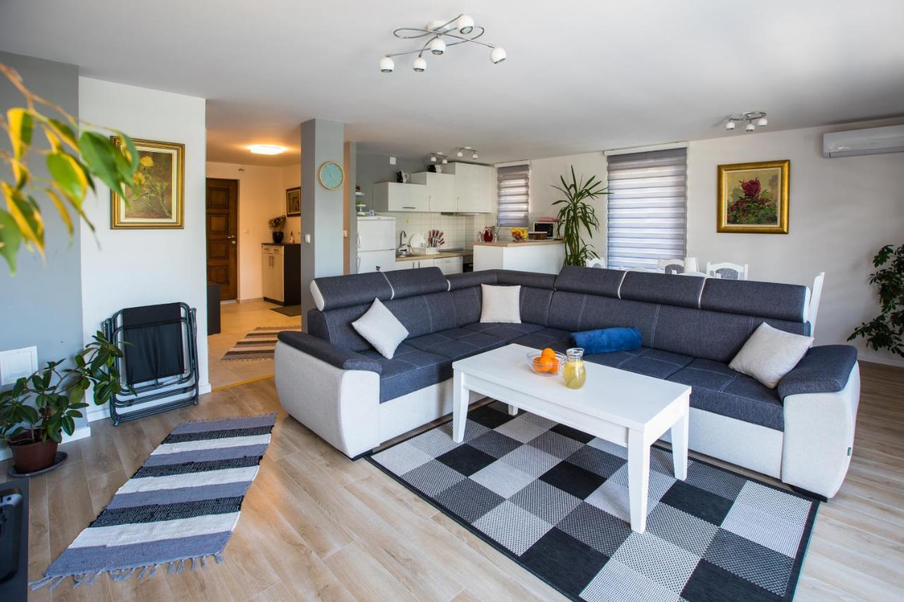 Apartment Salman SJJ Eksteriør billede